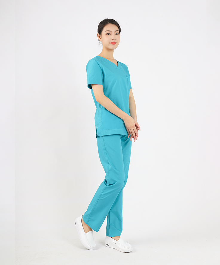 短袖套裝內(nèi)穿衣